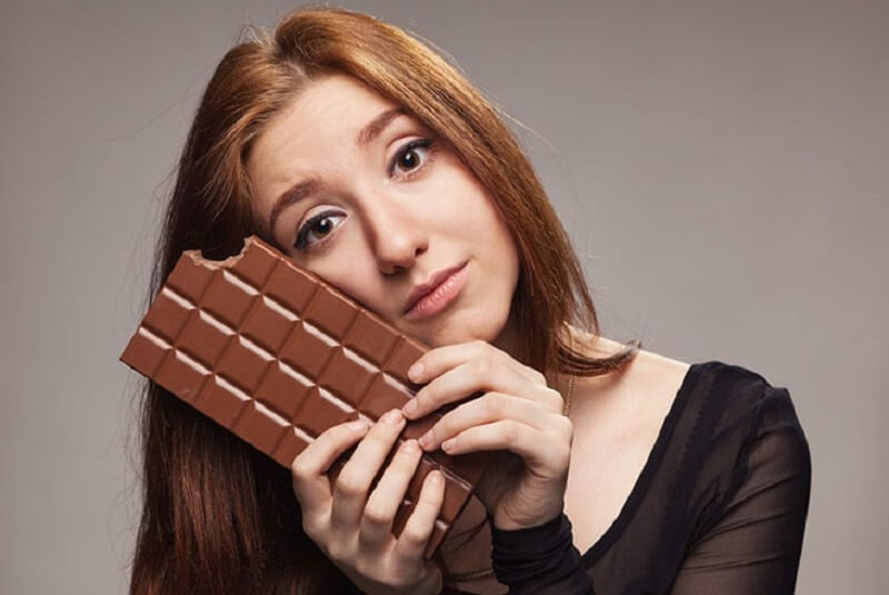 Ăn socola có béo không? 5 Điều cần nhớ khi ăn socola để không bị tăng cân, béo phì